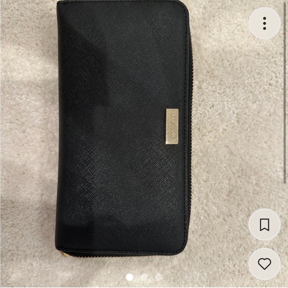 Amazing simple kate spade black wallet.